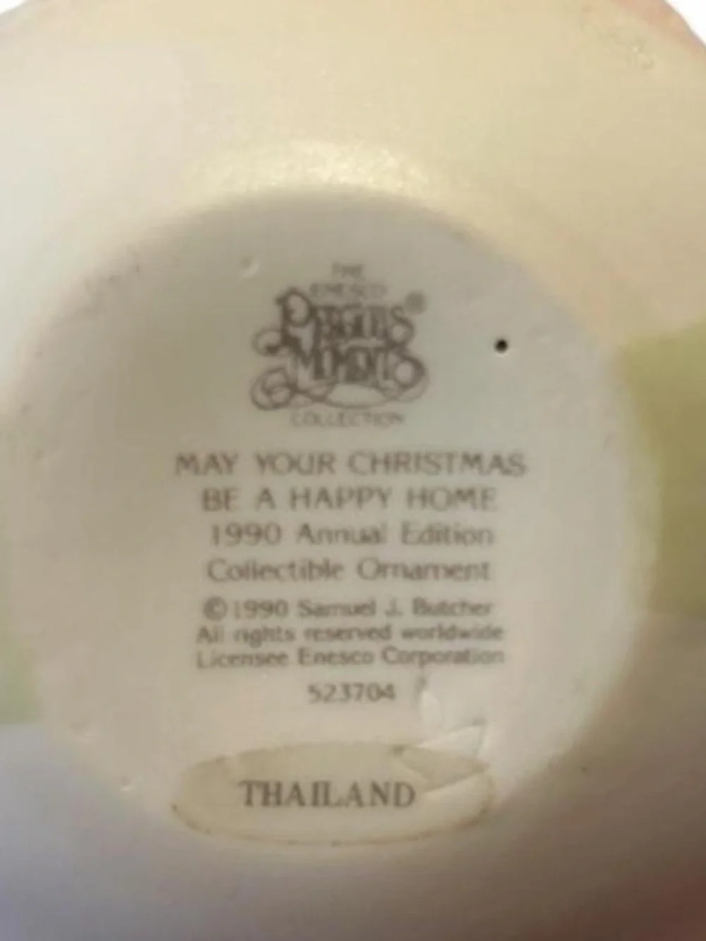 Rare 1990 Precious moments Family Ornament with Bow